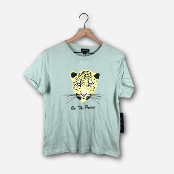 Wildfox "On the Prowl" Graphic Tee (M) - Picture 2 of 7